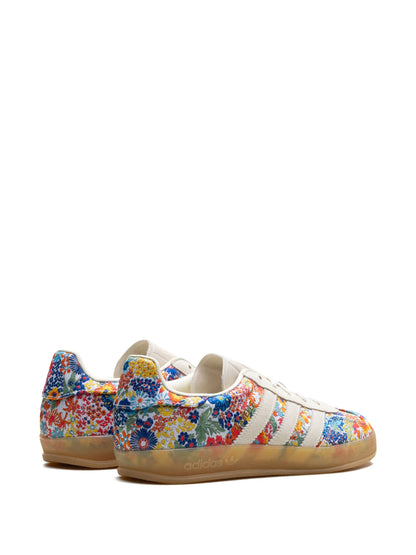 Gazelle Indoor – Liberty Floral Embroidery