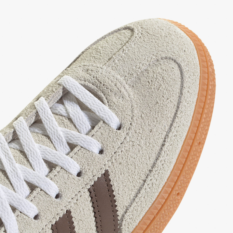 Spezial – Women’s Beige Edition