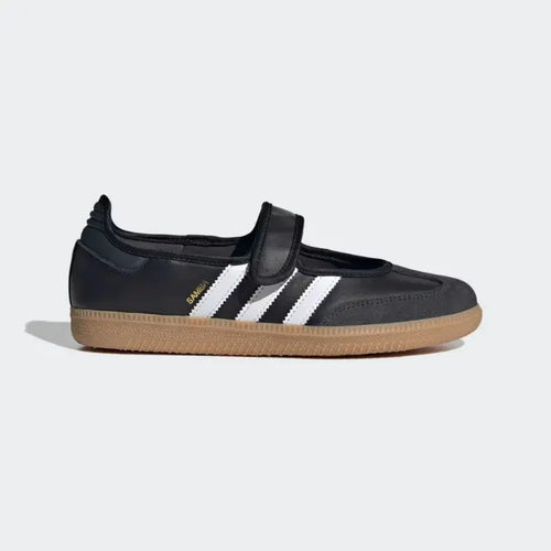 color:Black
